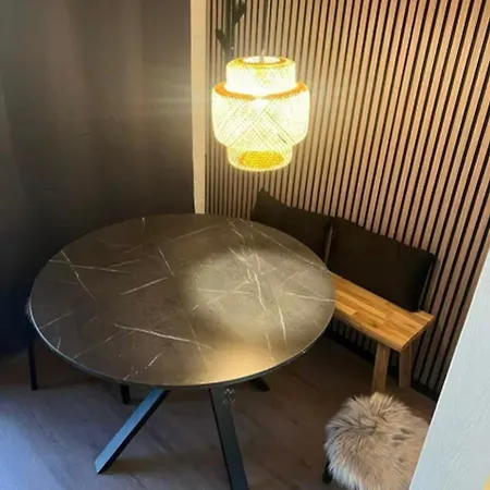 R&m Boutique Lijnden