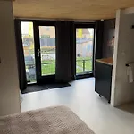 Affittacamere R&m Boutique Lijnden