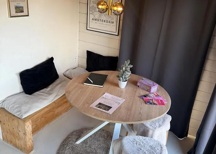 R&m Boutique Vendégház Lijnden