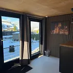 R&m Boutique 莱茵登