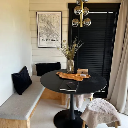 Konukevi R&m Boutique Lijnden